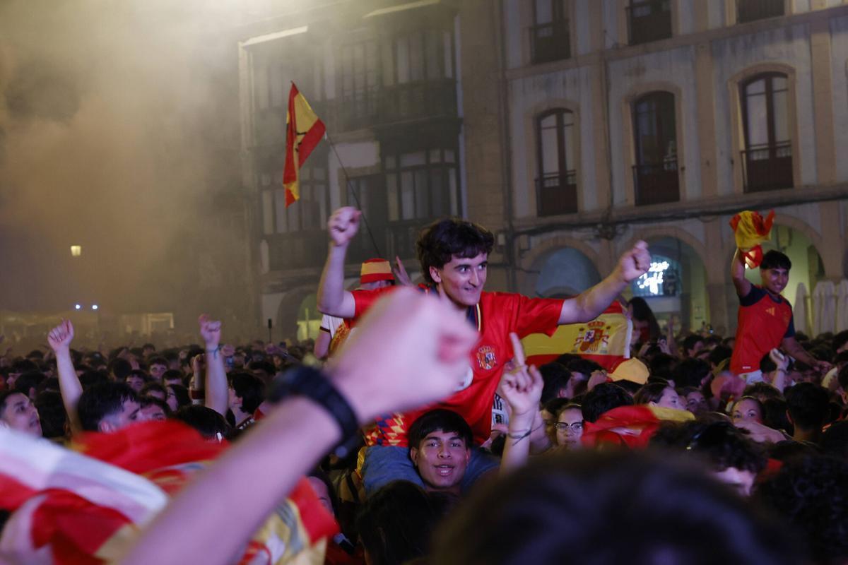 Las celebraciones del Mundial en Avilés, en imágenes