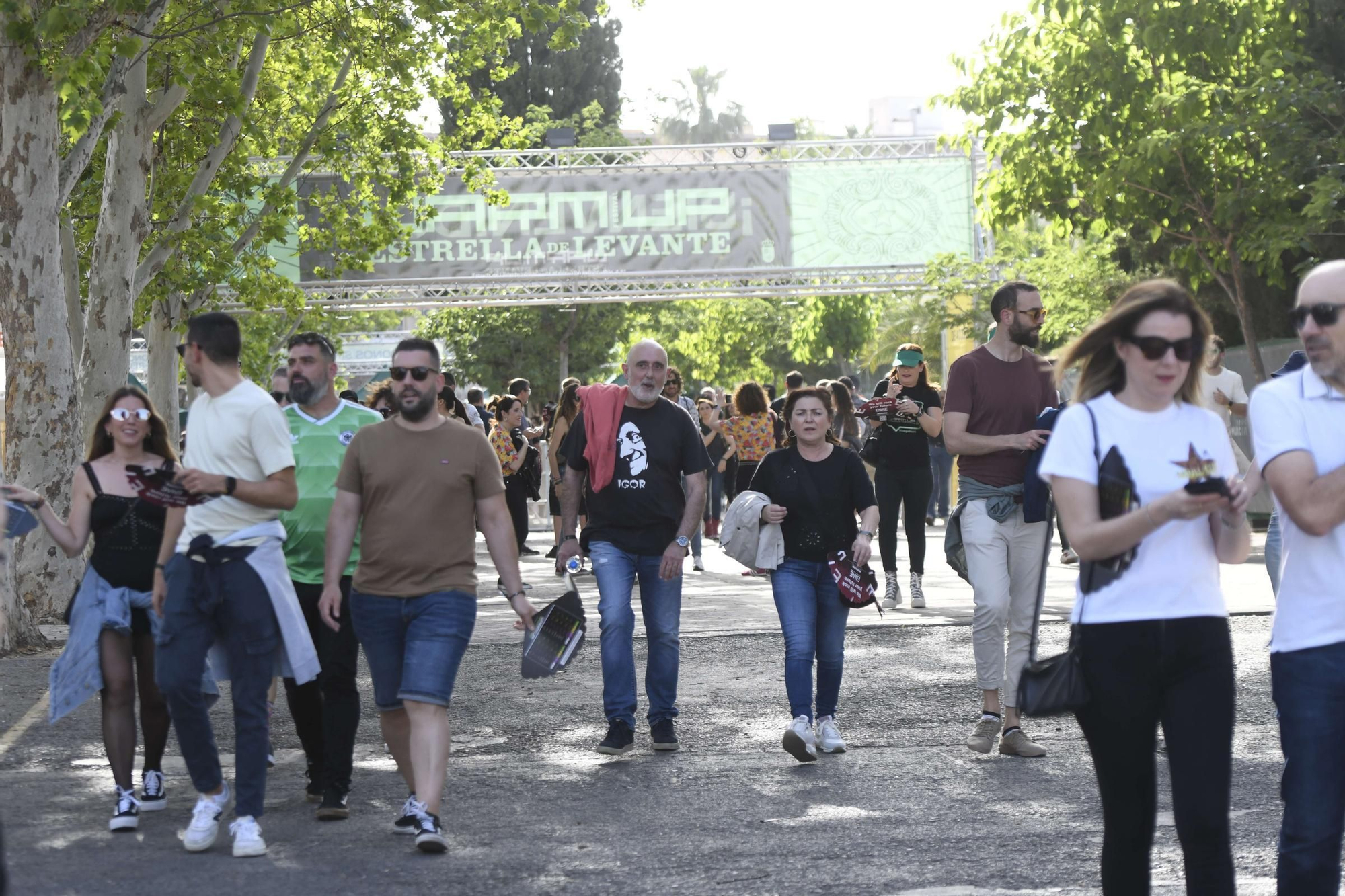 Ambiente en la primera jornada del Warm Up 2025