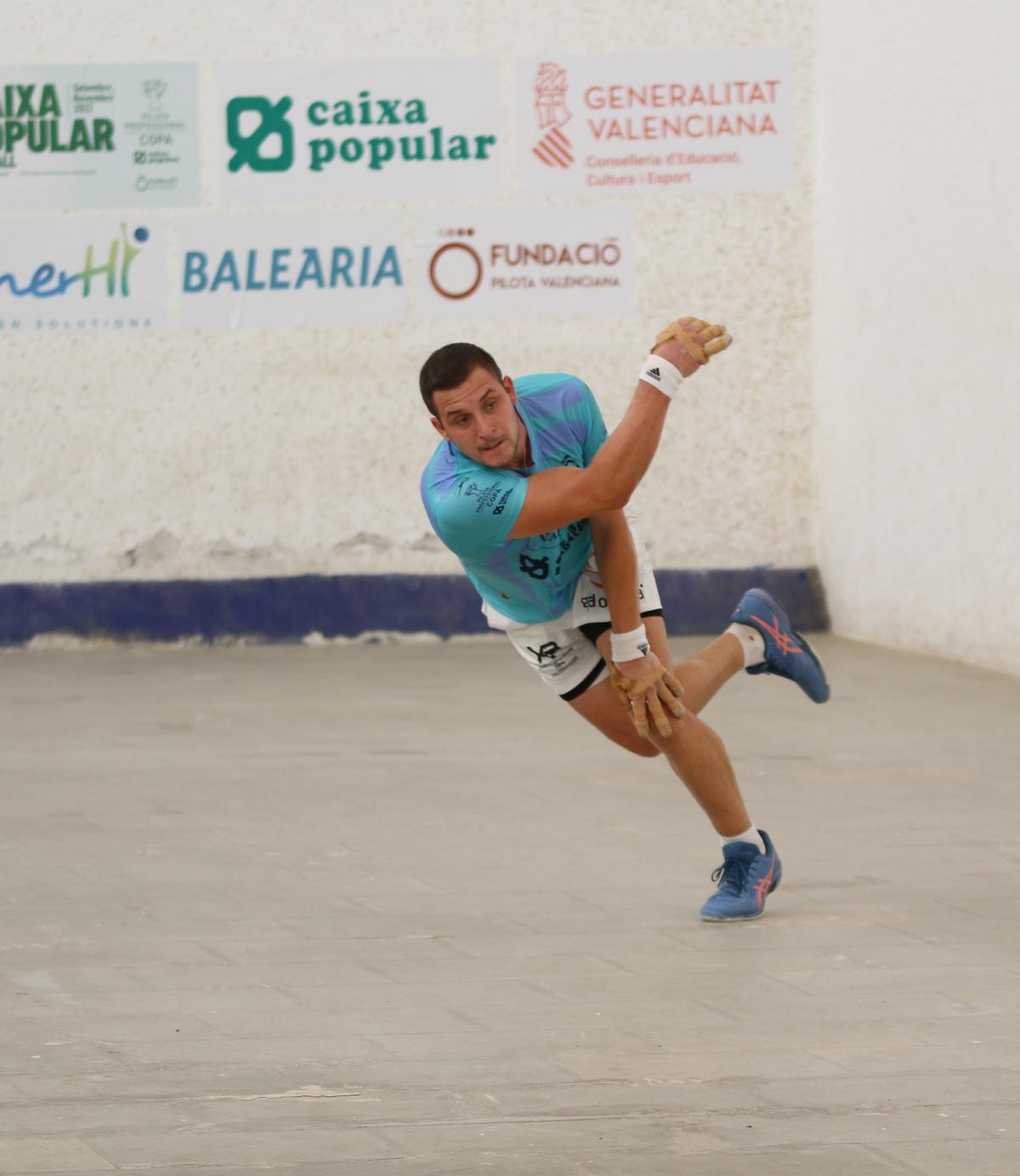 Ian guarda quatre unitats.