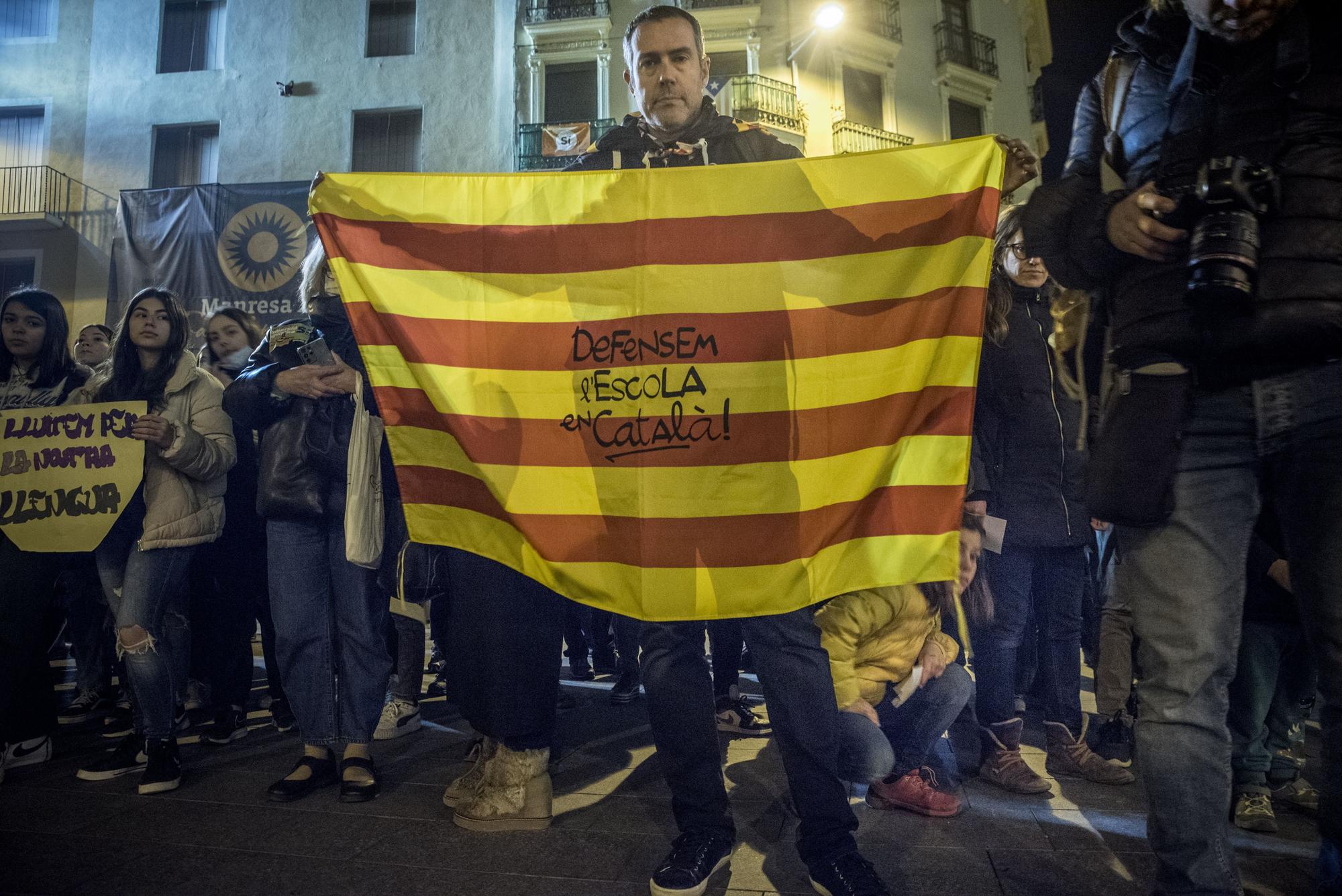 Manifestació a Manresa en defensa de l'escola en català