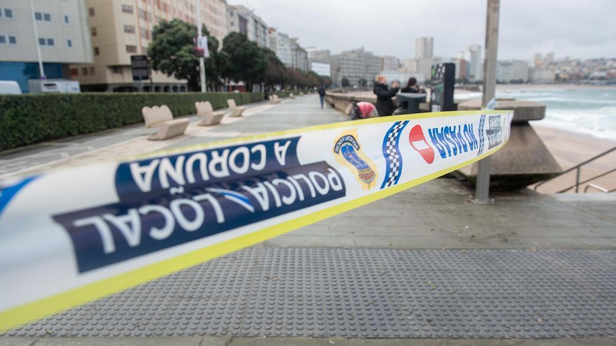 El viento y el oleaje obligan a activar la alerta naranja en A Coruña