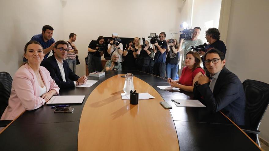 El PP pide la abstención del PSOE para investir a Prohens presidenta de Baleares y los socialistas se niegan
