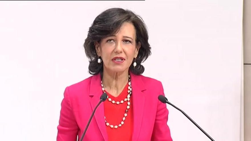 Vídeo / Ana Botín: "Esta operación pone de manifiesto el compromiso del Santander con el sistema financiero y con España"