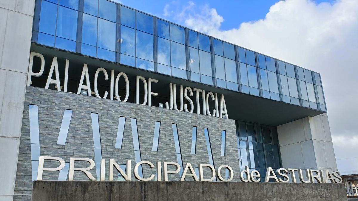 El Palacio de Justicia de Gijón.
