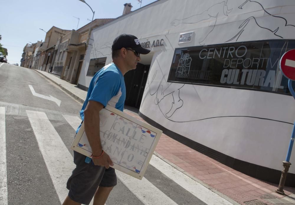 Cambio del callejero franquista