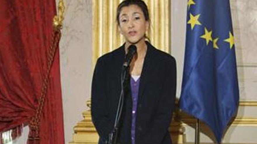 Betancourt convoca un gran acto en París para apoyar a los rehenes