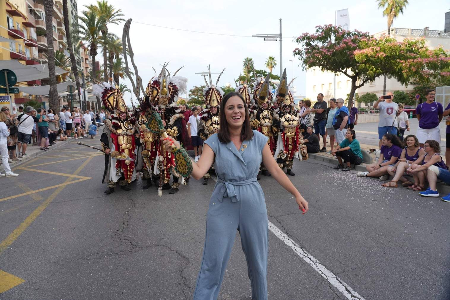 El Grau da inicio a las fiestas de Sant Pere con pólvora, bous y música