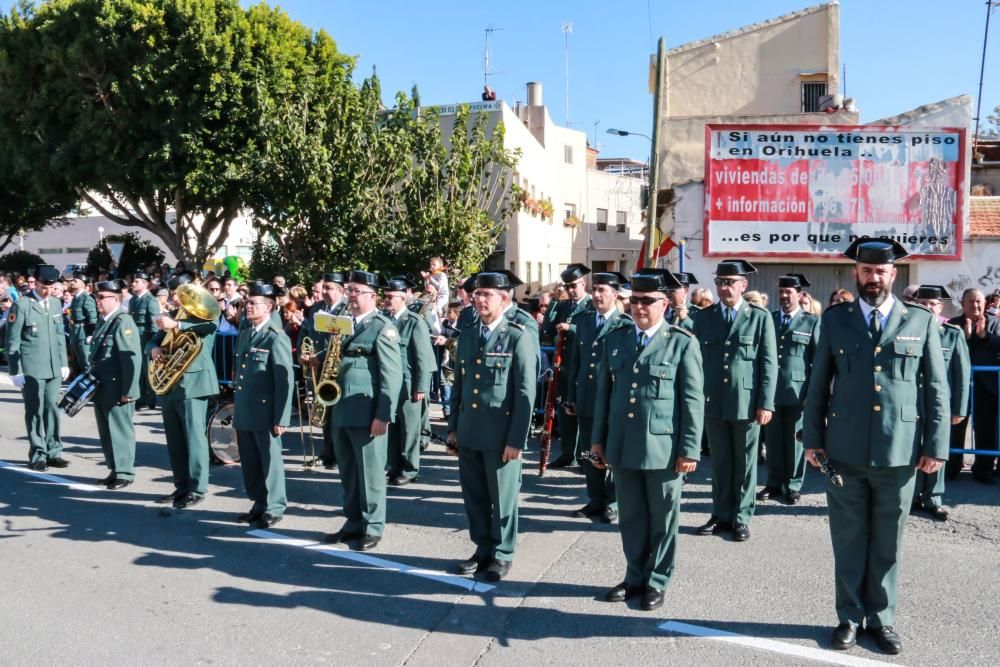 El Ayuntamiento rindió homenaje a la presencia de la Guardia Civil en Orihuela y su 175 aniversario con el descubrimiento de un monumento