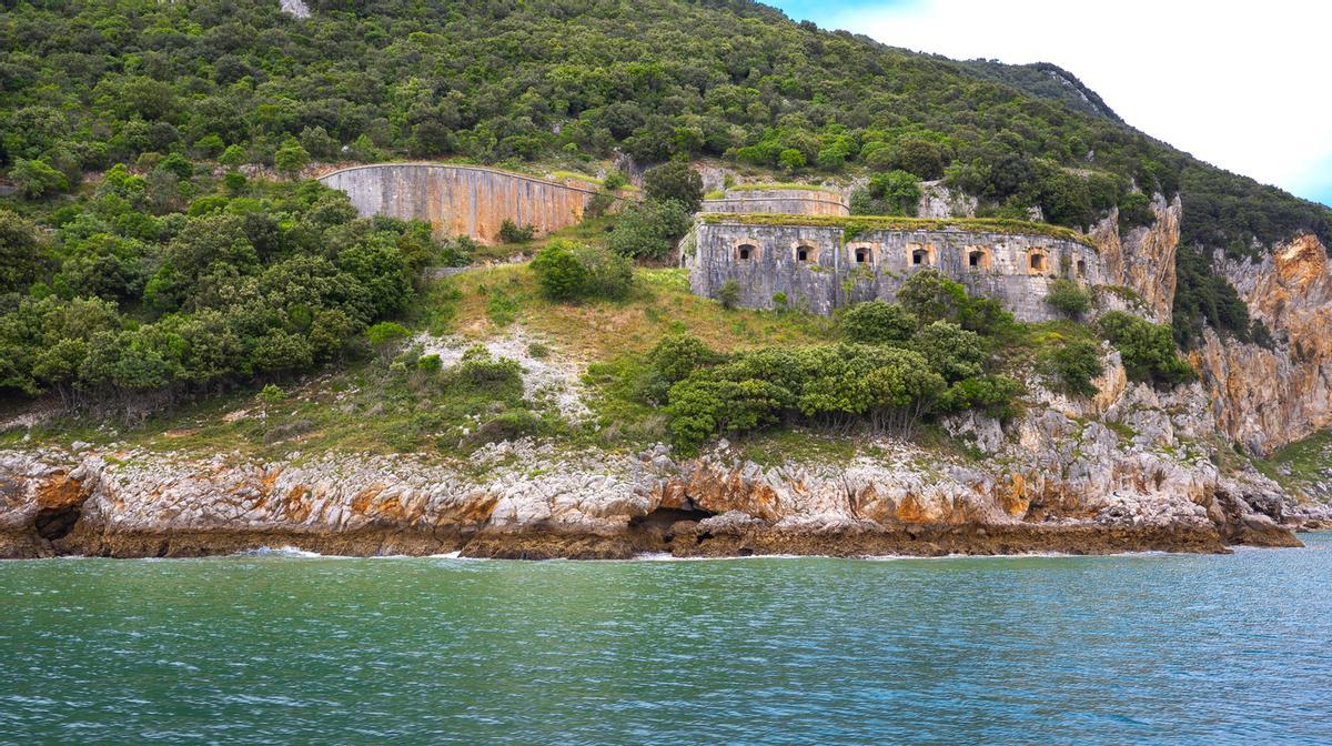 Vista del Fuerte de San Carlos desde el mar