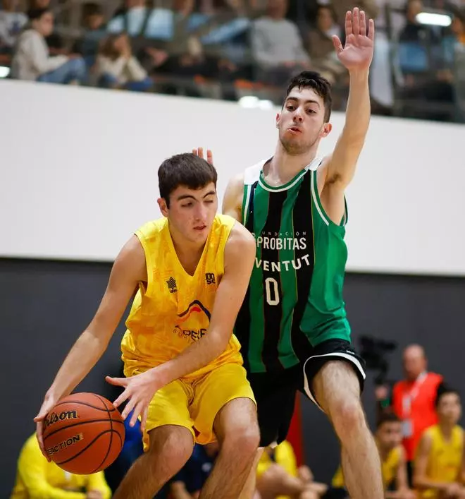 Éxito del Aderes Burjassot, equipo que representa al Valencia Basket en la Copa Campeones