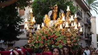 Derroche de pasión y fe por Santa María Magdalena en Novelda