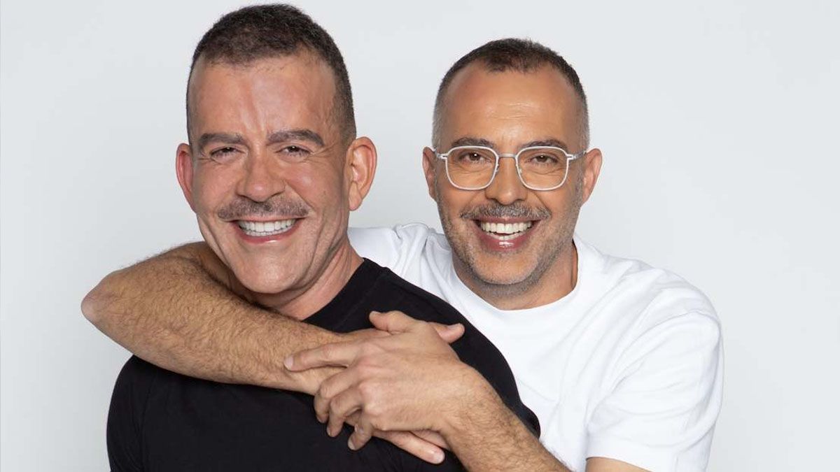 Óscar Cornejo y Adrián Madrid, condenados por la docuserie de Rocío  Carrasco: 200.000 euros de multa que pagar a Rocío Flores, dos años de  cárcel e inhabilitación