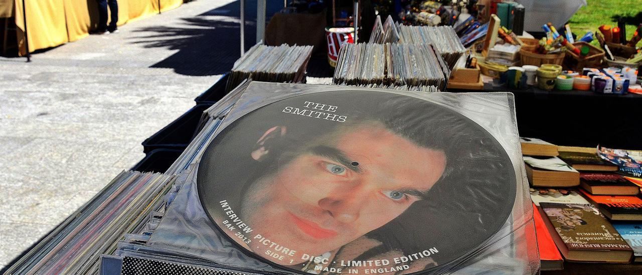 Disco de The Smiths, en una feria de segunda mano