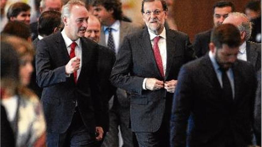 El president del Govern, Mariano Rajoy, amb el president de la Generalitat Valenciana, Alberto Fabra.