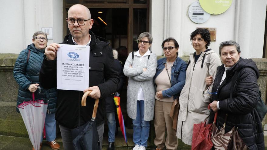 Pacientes del Clínico de Santiago denuncian que siguen sin fijarse citas de control en Oncología