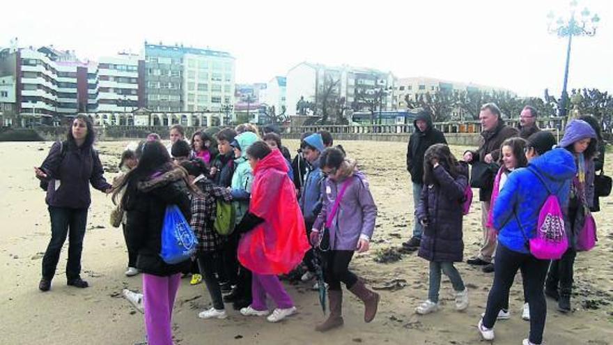 Alumnos baioneses conocen  su patrimonio histórico