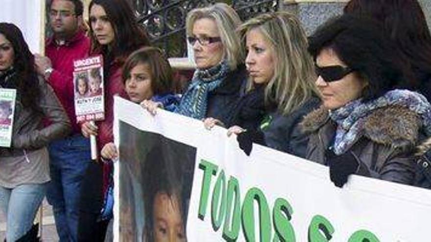 Nueva marcha en Huelva por los niños desaparecidos