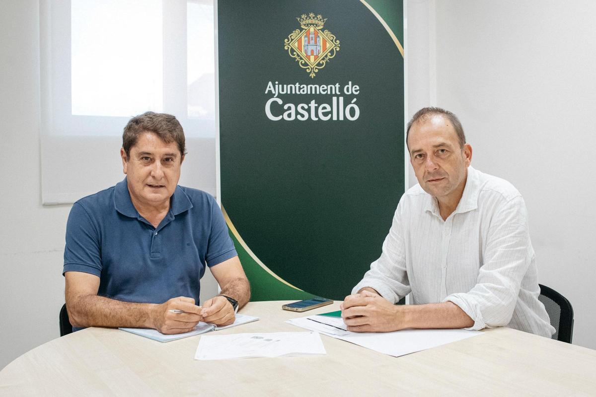 El director general de Medio Natural y Animal, Luis Gomis, con el concejal de Medio Ambiente, Gonzalo Romero.