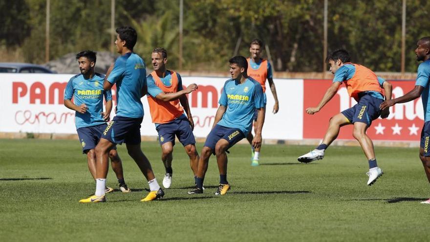 El Villarreal CF disputa el primer test ante un Primera este domingo en El Collao frente al Levante