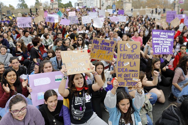 Manifestación de los estudiantes en Valencia contra el pin parental