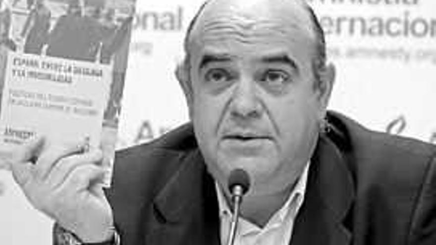 El director de Amnistía Internacional España, Esteban Beltrán. / efe