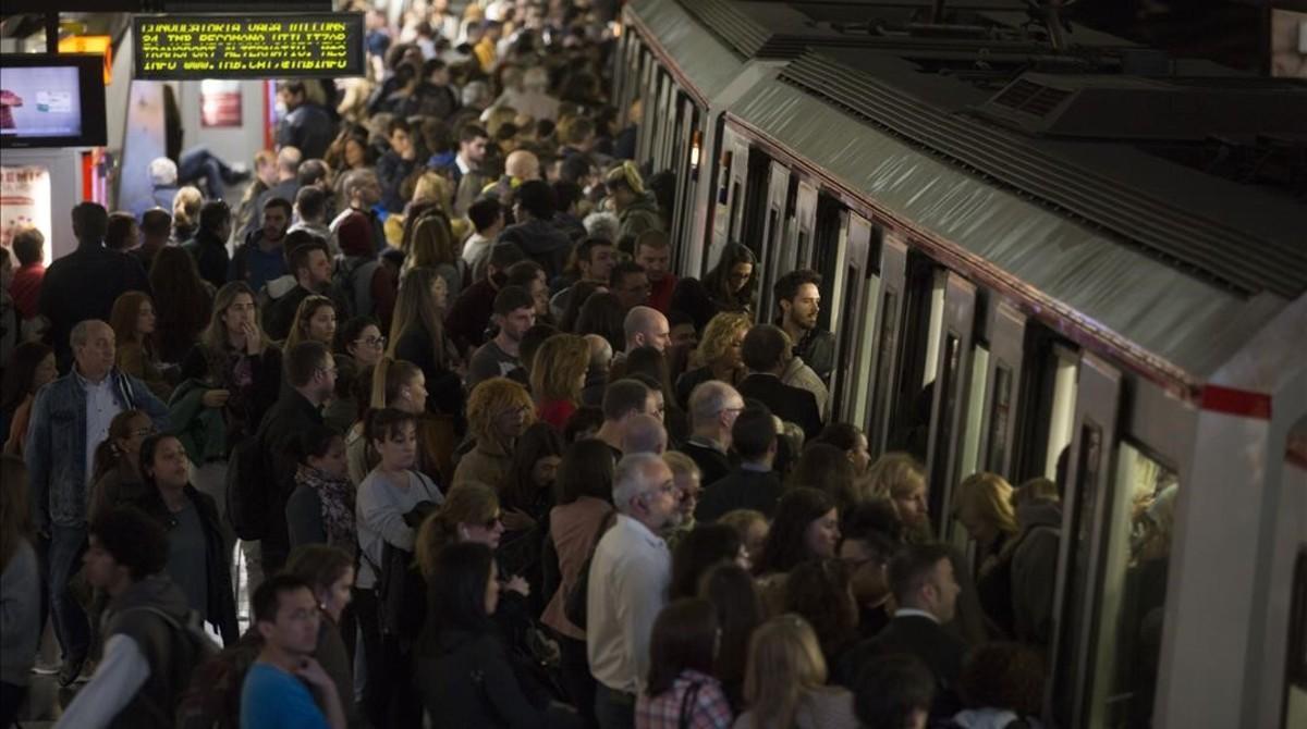 jgblanco38167740 barcelona 24 04 2017 convocatoria de huelga en el metro entr170424113934 jgblanco38167740 barcelona 24 04 2017 convocatoria de huelga en el metro entr170424113934