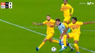 El audio del VAR sobre un posible penalti de Koundé en el Real Sociedad-Barça