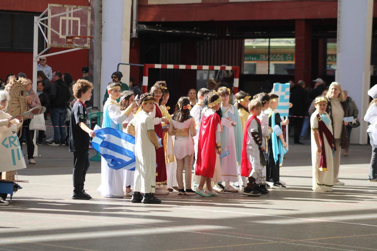 Las fiestas de carnaval de los colegios Liceo Mierense, Vega de Guceo, Beata Imelda-Santo Tomás y Gervasio Ramos.