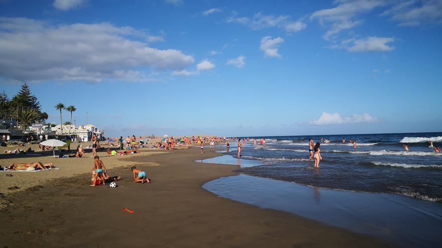 Nuevo aviso por calor en toda Canarias: las temperaturas podrían superar los 36 grados