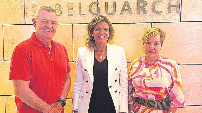 Javier Aguirre, Isabel Guarch y Silvia Carrión.