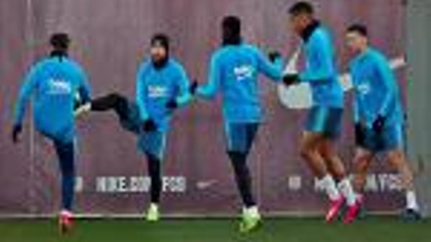 Leo Messi va exercitar-se amb els seus companys ahir en el darrer entrenament abans del partit contra el Madrid d&#039;avui.