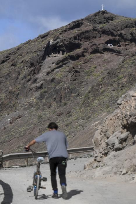 LAS PALMAS DE GRAN CANARIA 16-01-2019 LAS PALMAS DE GRAN CANARIA. Reportaje sobre el abandono de la cueva de Los Canarios. Reportaje sobre el abandono de la cueva de Los Canarios.  FOTOS: JUAN CASTRO