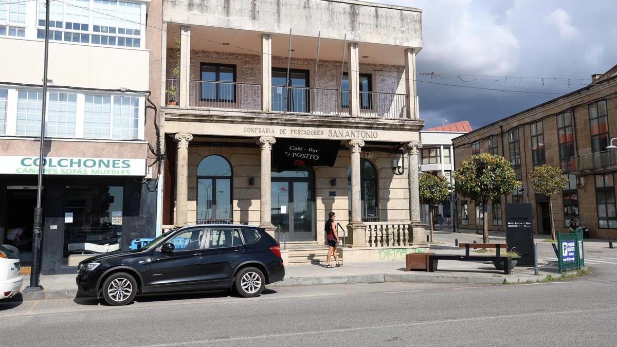 Fachada de la cofradía de Cambados.