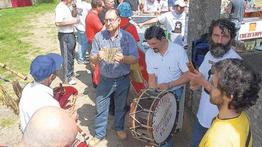 El año pasado el colectivo Bateasonora celebró un homenaje a Pepe &quot;O Choula&quot;.  // Gonzalo Núñez