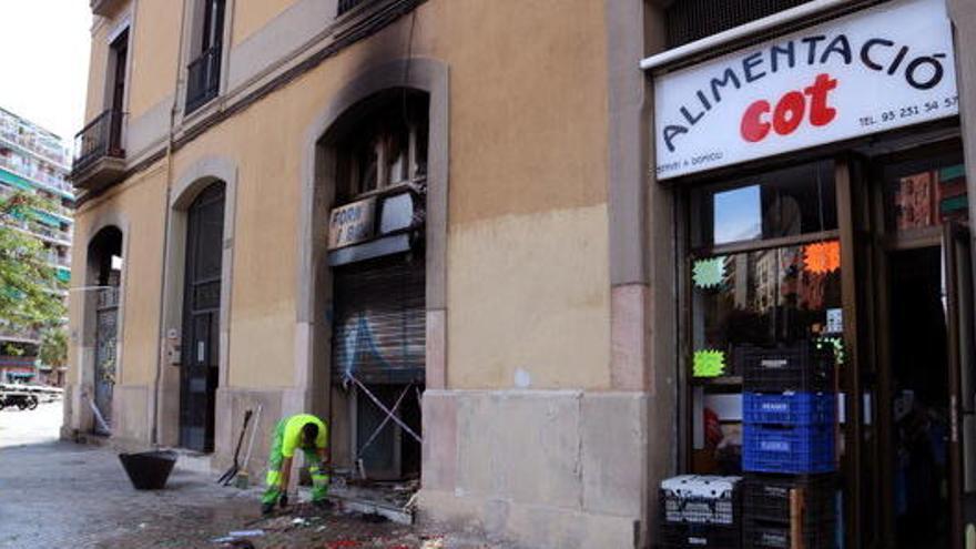 Una explosió en un forn de pa a Barcelona provoca 21 ferits, un d&#039;ells crític