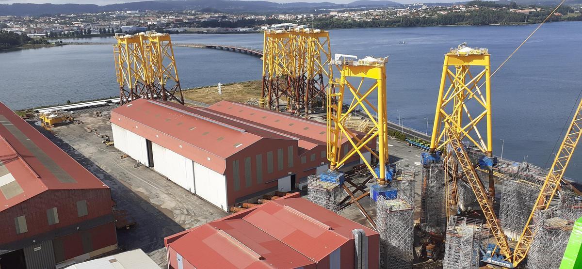 Vista áerea del astillero de Navantia-Fene.
