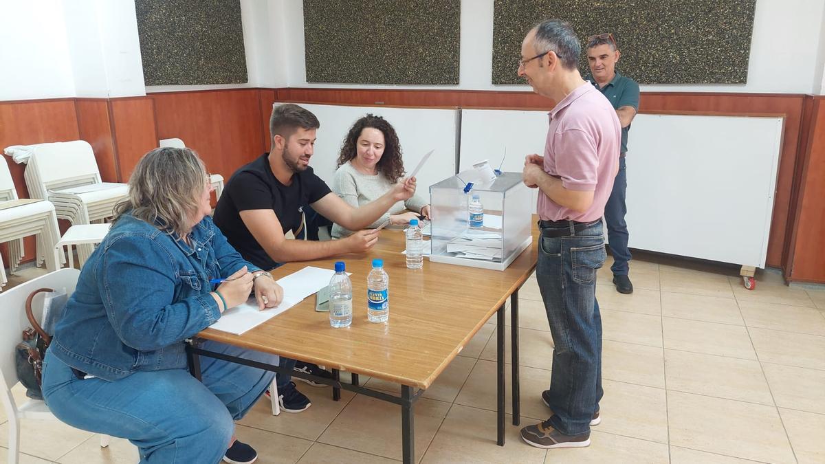 Elecciones europeas | Ambiente electoral en distintos colegios electorales del sureste de Gran Canaria