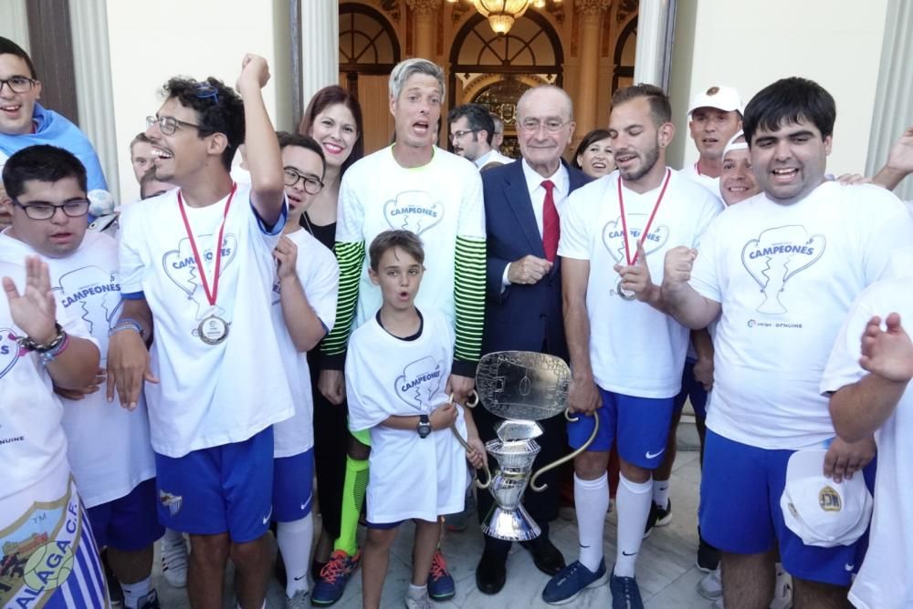 Recibimiento al Málaga CF en el Ayuntamiento de Málaga.