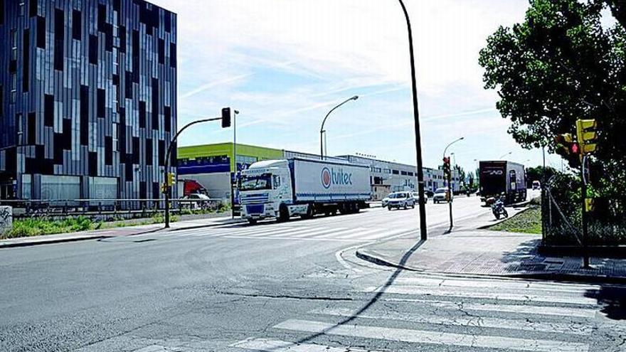 Obras de canalización en la carretera de Cogullada dejarán mañana un carril