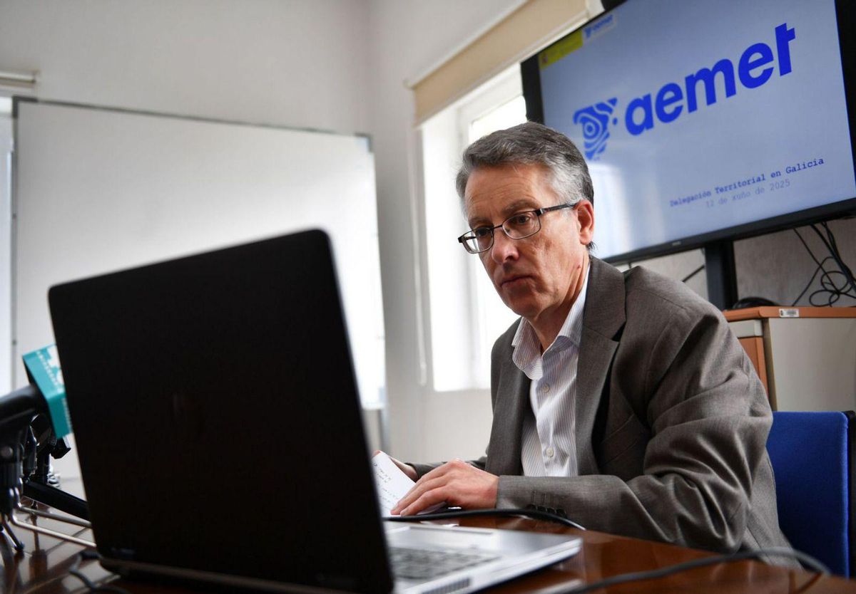 El delegado de Aemet en Galicia, Francisco Infante. | Carlos Pardellas
