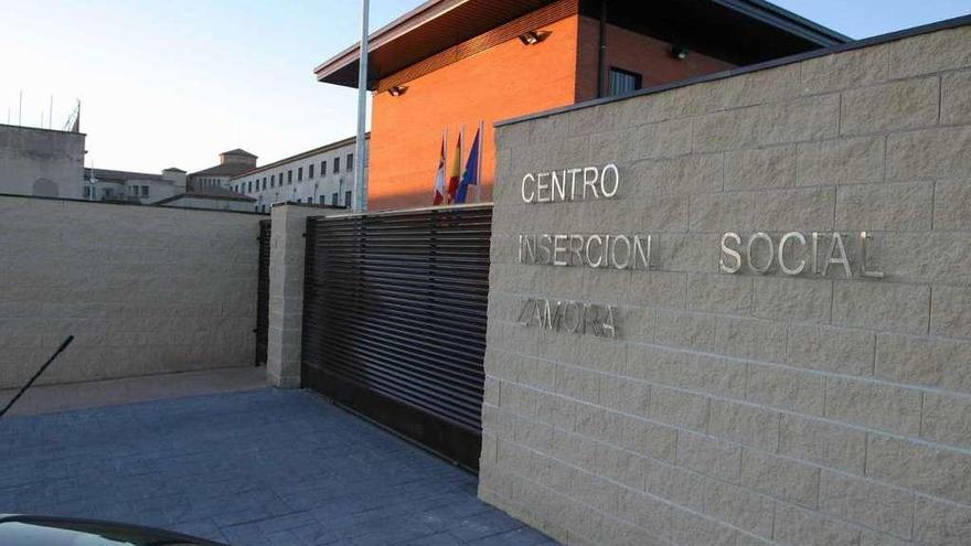 Centro de Inserción Social situado en la carretera de Almaraz.