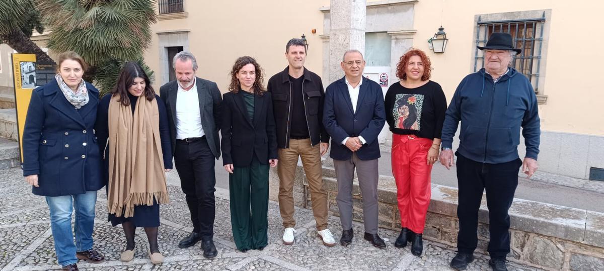 Visita de Rosario Sánchez en Artà.