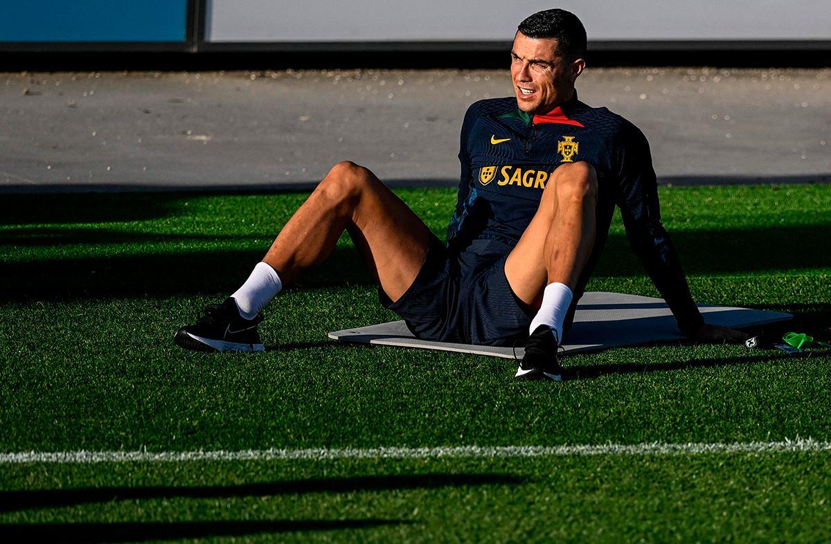 Cristiano, presente en el primer entrenamiento de la Portugal de Roberto Martínez