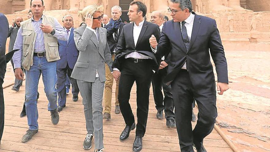 Brigitte Macron, glamur en Egipto
