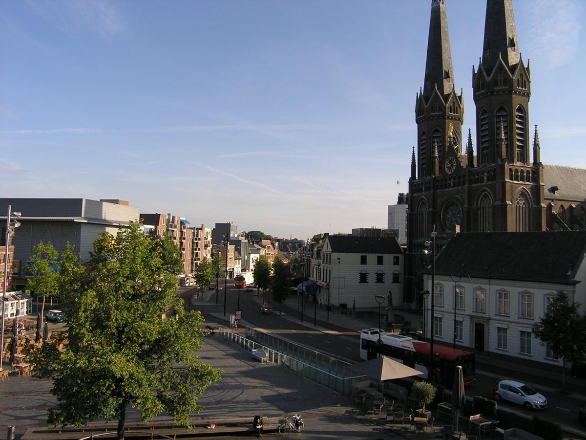 st josephkerk or heuvelkerk tilburg