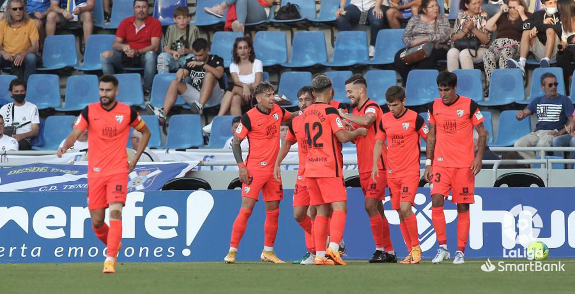 Las imágenes del CD Tenerife - Málaga CF de LaLiga SmartBank