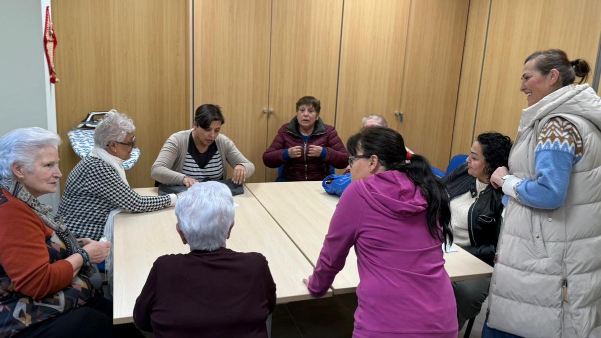 Foto del inicio de los cursos del programa formativo '+Salud'.