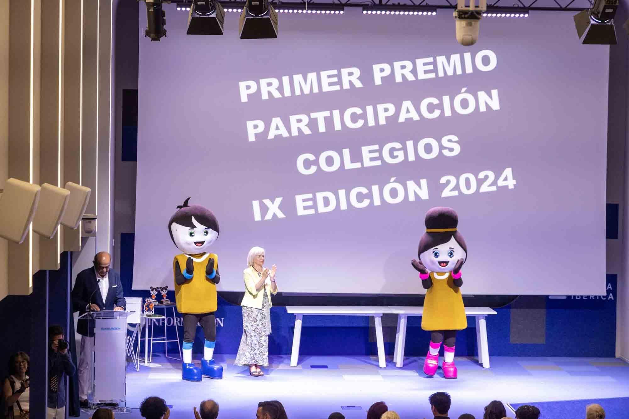 Entrega de premios del concurso infantil de relatos cortos "Cuéntame un cuento para comer" en el Club INFORMACIÓN organizado por COES