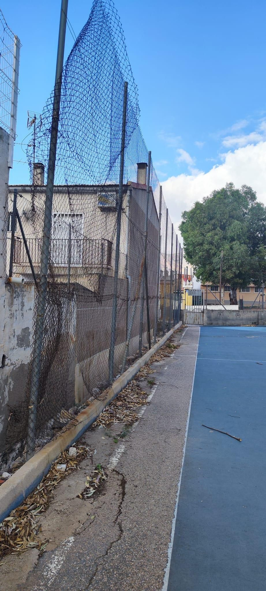 Deficiencias en parques infatiles y zonas de juego de Orihuela