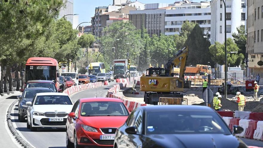Los autobuses cambian de ruta en el Portillo: estas son las afecciones para los próximos tres meses